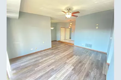 13933 Laramie Avenue #217, Crestwood, IL 60418 - Photo 3