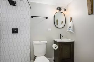 5534 N Linder Ave, Chicago, IL 60630 - Photo 29
