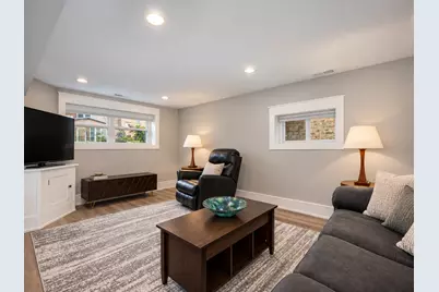 5534 N Linder Avenue, Chicago, IL 60630 - Photo 25