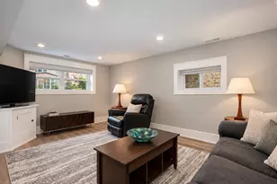 5534 N Linder Ave, Chicago, IL 60630 - Photo 25