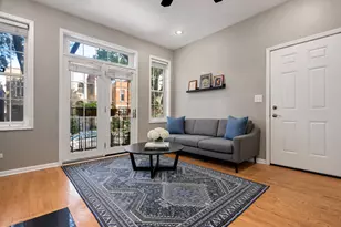 2635 W Cortez St, Chicago, IL 60622 - Photo 5