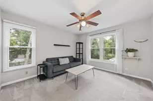28W031 Greenview Ave, Warrenville, IL 60555 - Photo 31