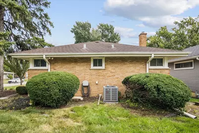 201 S Yale Avenue, Addison, IL 60101 - Photo 25