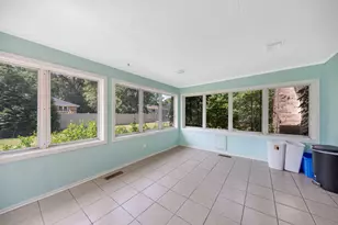 5074 Oakridge Dr, Saint Anne, IL 60964 - Photo 15
