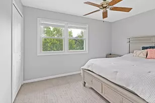 1720 Bolson Dr, Downers Grove, IL 60516 - Photo 19