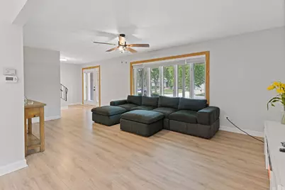 1720 Bolson Drive, Downers Grove, IL 60516 - Photo 7
