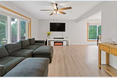1720 Bolson Drive, Downers Grove, IL 60516 - Photo 5