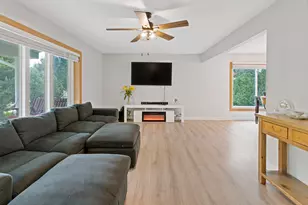 1720 Bolson Dr, Downers Grove, IL 60516 - Photo 5