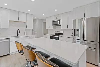 1720 Bolson Drive, Downers Grove, IL 60516 - Photo 11