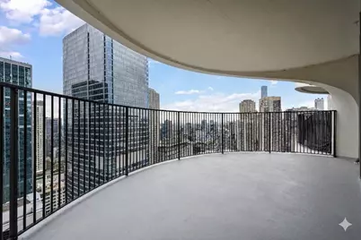 300 N State Street #4026, Chicago, IL 60654 - Photo 7