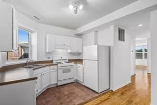 4546 N Troy St, Chicago, IL 60625 - Photo 9