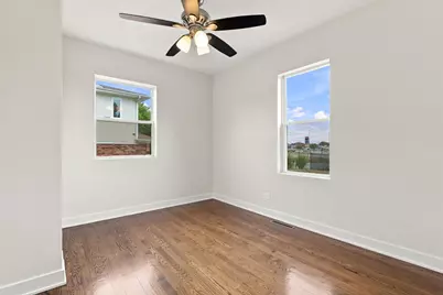 9524 Nashville Avenue, Oak Lawn, IL 60453 - Photo 11