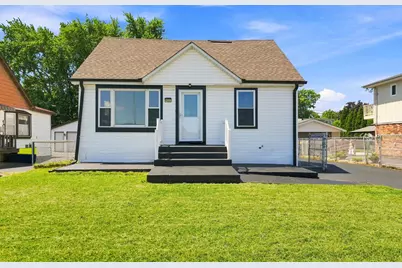 9524 Nashville Avenue, Oak Lawn, IL 60453 - Photo 1