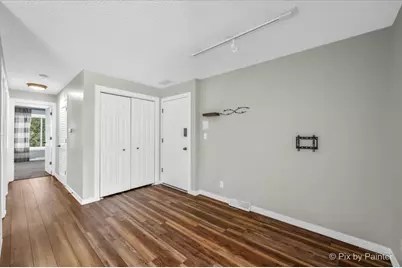 1511 Longwood Drive #1511, Sycamore, IL 60178 - Photo 3