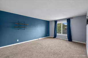 1511 Longwood Dr, Sycamore, IL 60178 - Photo 17