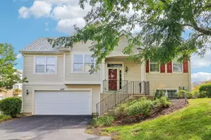 1608 Windward Dr, Pingree Grove, IL 60140 - Photo 1