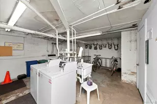 4862 N Ashland Ave, Chicago, IL 60640 - Photo 13