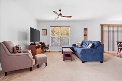 674 Shoreline Drive, Grayslake, IL 60030 - Photo 11
