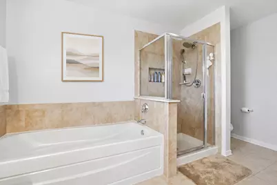 674 Shoreline Drive, Grayslake, IL 60030 - Photo 15