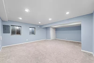 440 Coventry Circle, Glendale Heights, IL 60139 - Photo 9