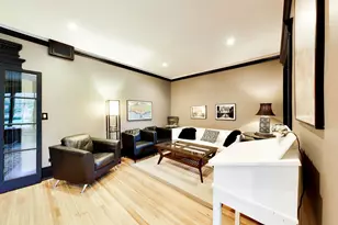 1126 W Morse St, Chicago, IL 60626 - Photo 5