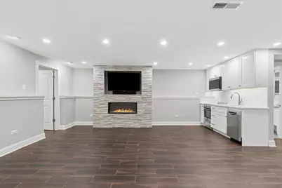 1441 W Wolfram #Garden, Chicago, IL 60657 - Photo 5