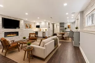 1441 W Wolfram, Chicago, IL 60657 - Photo 5