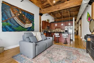 770 W Gladys Ave, Chicago, IL 60661 - Photo 3