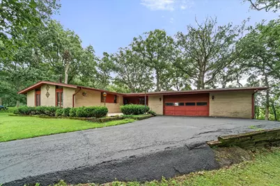 3S984 Oakland Lane, North Aurora, IL 60542 - Photo 3