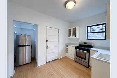 506 Madison Street #2S, Oak Park, IL 60302 - Photo 3