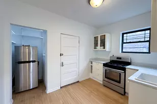 506 Madison St, Oak Park, IL 60302 - Photo 3