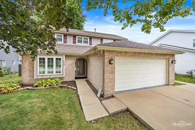 2960 Middlebury Court, Aurora, IL 60504 - Photo 1
