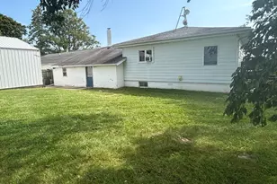 18527 Poland Rd, Danville, IL 61834 - Photo 7