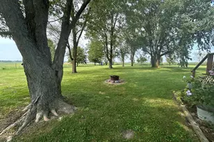 18527 Poland Rd, Danville, IL 61834 - Photo 11