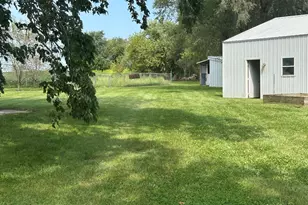 18527 Poland Rd, Danville, IL 61834 - Photo 15