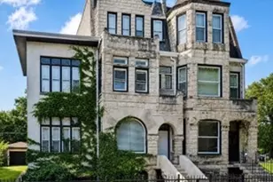 611 E 50th Pl, Chicago, IL 60615 - Photo 1