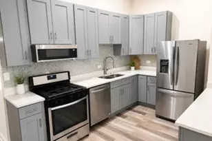611 E 50th Pl, Chicago, IL 60615 - Photo 3