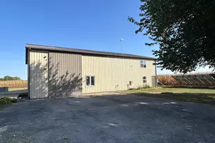 11014 E 1500 North Rd, Fairmount, IL 61841 - Photo 3
