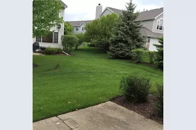 1 S Oakhurst Drive, Aurora, IL 60504 - Photo 21