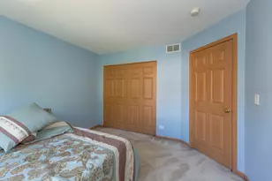 1484 Cambria Dr, Dekalb, IL 60115 - Photo 15