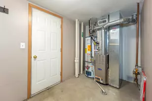 1484 Cambria Dr, Dekalb, IL 60115 - Photo 17