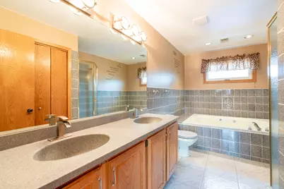 15020 Landings Lane, Oak Forest, IL 60452 - Photo 23