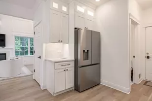 6061 Delaney Dr, Hoffman Estates, IL 60192 - Photo 13