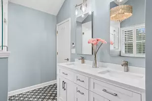 1211 Rhodes Ln, Naperville, IL 60540 - Photo 11