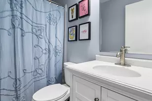 1211 Rhodes Ln, Naperville, IL 60540 - Photo 15