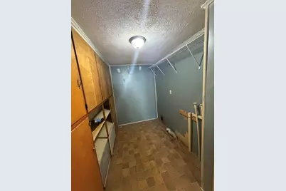 110 W Webb Street, Carmi, IL 62821 - Photo 5