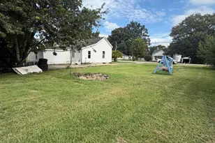 110 W Webb St, Carmi, IL 62821 - Photo 23