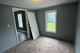 110 W Webb St, Carmi, IL 62821 - Photo 15