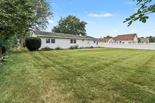 314 N Wabena Ave, Minooka, IL 60447 - Photo 13