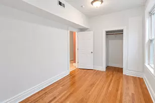 2833 N Albany Ave, Chicago, IL 60618 - Photo 9
